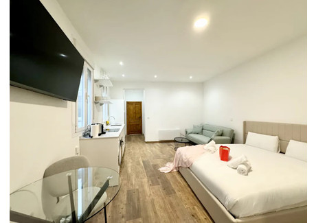 Mieszkanie do wynajęcia - Calle de Hortaleza Madrid, Hiszpania, 30 m², 1625 USD (6241 PLN), NET-98643430