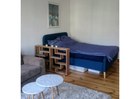 Mieszkanie do wynajęcia - Wühlischstraße Berlin, Niemcy, 36 m², 1355 USD (5299 PLN), NET-98757754