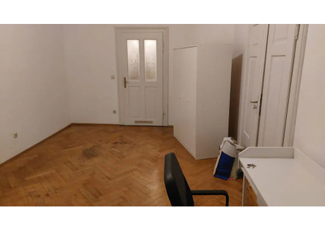 Mieszkanie do wynajęcia - Leopoldstraße Munich, Niemcy, 100 m², 1086 USD (4506 PLN), NET-98854577