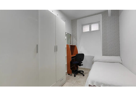 Mieszkanie do wynajęcia - Calle de Gaztambide Madrid, Hiszpania, 50 m², 614 USD (2359 PLN), NET-99251453