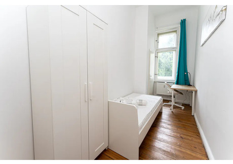 Mieszkanie do wynajęcia - Bornholmer Straße Berlin, Niemcy, 81 m², 691 USD (2770 PLN), NET-99317563