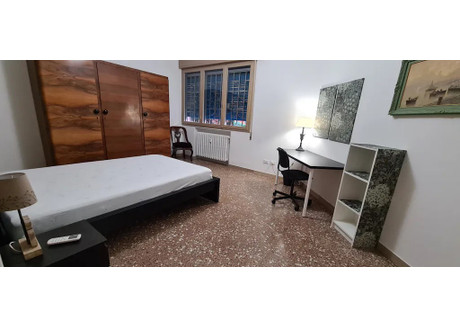 Mieszkanie do wynajęcia - Via Francesco Cavazza Bologna, Włochy, 100 m², 721 USD (2992 PLN), NET-99496240