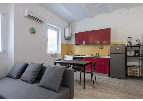 Mieszkanie do wynajęcia - Via del Chiesino Florence, Włochy, 40 m², 2205 USD (8469 PLN), NET-99594257