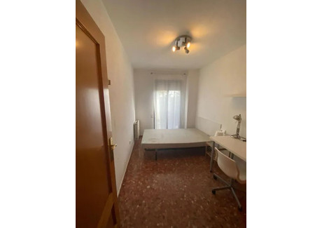 Mieszkanie do wynajęcia - Avenida de Giorgeta Valencia, Hiszpania, 121 m², 403 USD (1617 PLN), NET-99624468