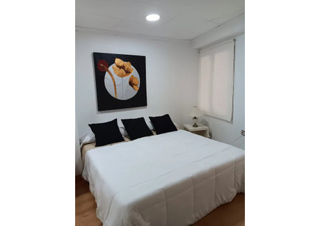 Mieszkanie do wynajęcia - Carrer del Mestre Clavé Valencia, Hiszpania, 80 m², 1679 USD (6429 PLN), NET-99624557