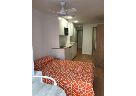 Mieszkanie do wynajęcia - Carrer Músic Ginés Valencia, Hiszpania, 20 m², 729 USD (3048 PLN), NET-99623316