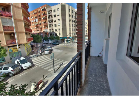 Mieszkanie do wynajęcia - Carrer d'Emili Baró Valencia, Hiszpania, 84 m², 1309 USD (5473 PLN), NET-99623947