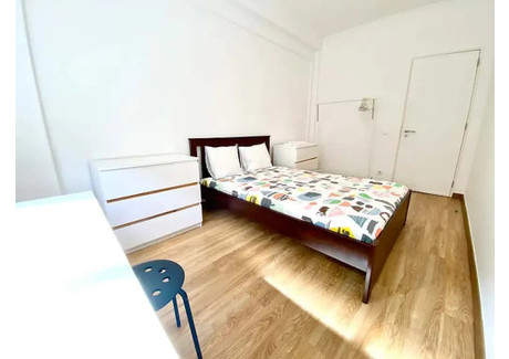 Mieszkanie do wynajęcia - Rua Morais Soares Lisbon, Portugalia, 90 m², 573 USD (2395 PLN), NET-99806024