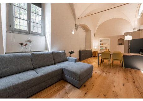 Mieszkanie do wynajęcia - Via dei Ramaglianti Florence, Włochy, 55 m², 1648 USD (6840 PLN), NET-99827765