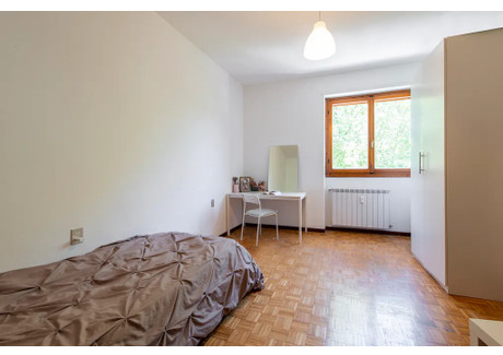 Mieszkanie do wynajęcia - Via della Marna Milan, Włochy, 120 m², 791 USD (3235 PLN), NET-99855372