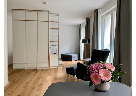 Mieszkanie do wynajęcia - Libauer Straße Berlin, Niemcy, 50 m², 1761 USD (7201 PLN), NET-99874072