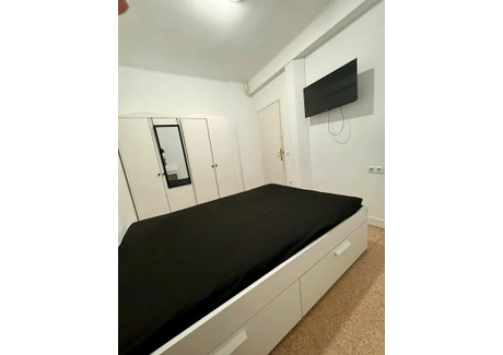 Mieszkanie do wynajęcia - Travessera de Gràcia Barcelona, Hiszpania, 50 m², 670 USD (2567 PLN), NET-99903007