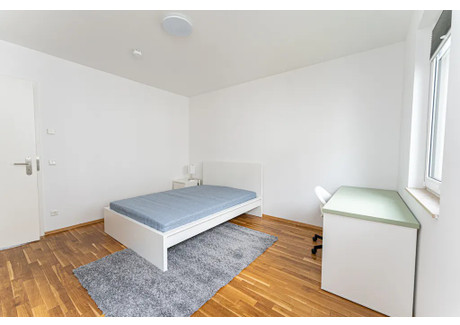 Mieszkanie do wynajęcia - Schnellerstraße Berlin, Niemcy, 90,9 m², 804 USD (3338 PLN), NET-99903634