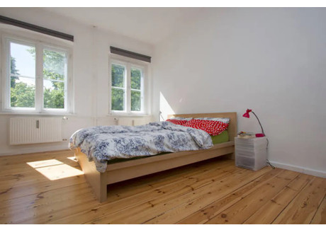 Mieszkanie do wynajęcia - Rubensstraße Berlin, Niemcy, 65 m², 1446 USD (5596 PLN), NET-99923075