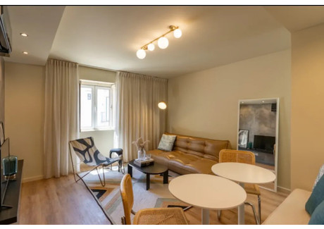 Mieszkanie do wynajęcia - Rua do Cardal de São José Lisbon, Portugalia, 80 m², 2813 USD (11 505 PLN), NET-99958624