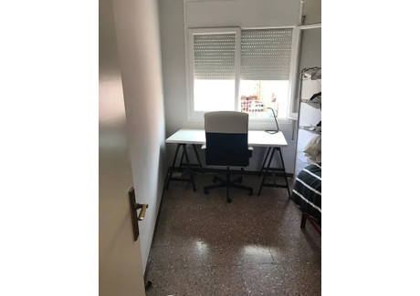 Mieszkanie do wynajęcia - Carrer de Mallorca Barcelona, Hiszpania, 88 m², 419 USD (1712 PLN), NET-90197787