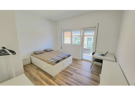 Mieszkanie do wynajęcia - Rua das Arroteias Gondomar, Portugalia, 120 m², 445 USD (1819 PLN), NET-92742135