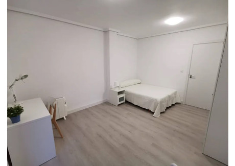 Mieszkanie do wynajęcia - Carrer d'Escalante Valencia, Hiszpania, 95 m², 597 USD (2341 PLN), NET-92839922