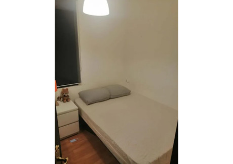 Mieszkanie do wynajęcia - Carrer de Martínez de la Rosa Barcelona, Hiszpania, 66 m², 448 USD (1833 PLN), NET-93093865