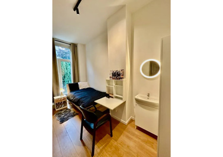 Mieszkanie do wynajęcia - Rue Malibran Ixelles, Belgia, 160 m², 704 USD (2751 PLN), NET-93124578