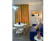 Mieszkanie do wynajęcia - Via Forlì Bologna, Włochy, 70 m², 1514 USD (5965 PLN), NET-93151107