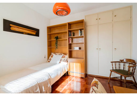 Mieszkanie do wynajęcia - Avenida de los Toreros Madrid, Hiszpania, 145 m², 648 USD (2555 PLN), NET-93280700