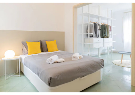 Mieszkanie do wynajęcia - Carrer de Muntaner Barcelona, Hiszpania, 210 m², 1165 USD (4590 PLN), NET-93439738