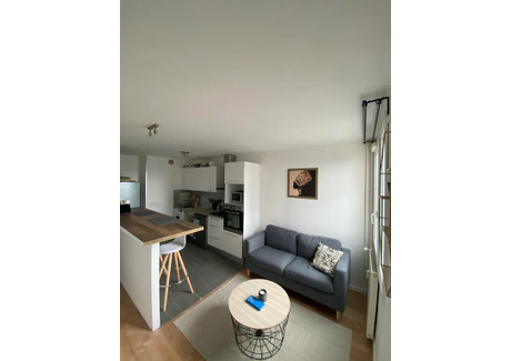 Mieszkanie do wynajęcia - Place de l'Ermitage Saint-Denis, Francja, 73 m², 619 USD (2567 PLN), NET-93518303