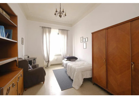 Mieszkanie do wynajęcia - Via Catania Rome, Włochy, 80 m², 731 USD (2992 PLN), NET-93614095