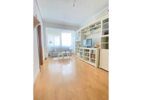 Mieszkanie do wynajęcia - Calle de Fernández de los Ríos Madrid, Hiszpania, 55 m², 1503 USD (5818 PLN), NET-93642635