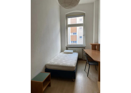 Mieszkanie do wynajęcia - Silbersteinstraße Berlin, Niemcy, 65 m², 706 USD (2889 PLN), NET-101952364