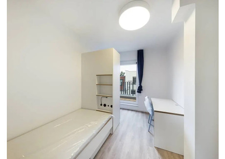 Mieszkanie do wynajęcia - Rathenaustraße Berlin, Niemcy, 136 m², 703 USD (2883 PLN), NET-102733645