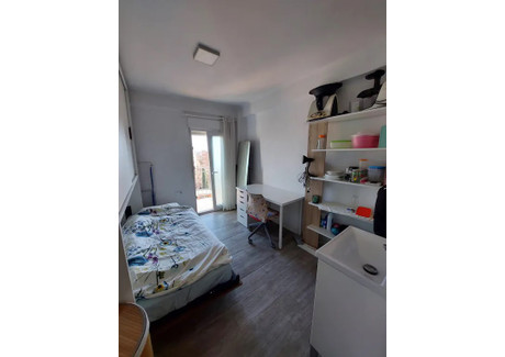 Mieszkanie do wynajęcia - Carrer de Cantàbria Barcelona, Hiszpania, 70 m², 540 USD (2075 PLN), NET-65792038