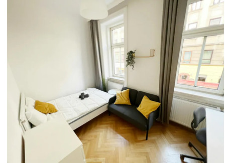 Mieszkanie do wynajęcia - Neustiftgasse Vienna, Austria, 72 m², 685 USD (2803 PLN), NET-94288463