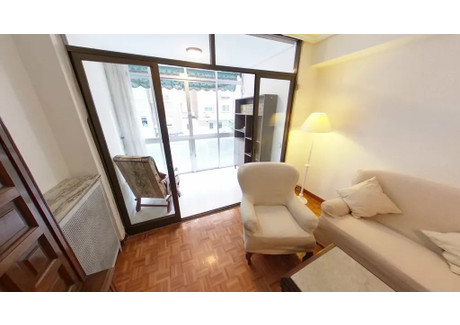 Mieszkanie do wynajęcia - Calle San Delfín Madrid, Hiszpania, 99 m², 1809 USD (7292 PLN), NET-94288471
