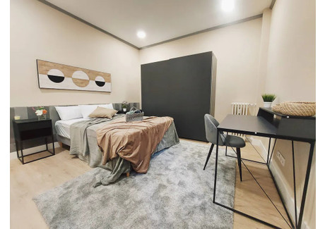 Mieszkanie do wynajęcia - Calle Antonio Toledano Madrid, Hiszpania, 150 m², 758 USD (2985 PLN), NET-94789092