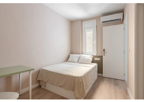 Mieszkanie do wynajęcia - Carrer d'Aragó Barcelona, Hiszpania, 120 m², 1079 USD (4349 PLN), NET-95006521