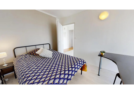 Mieszkanie do wynajęcia - Rue du Parc Bron, Francja, 95 m², 583 USD (2299 PLN), NET-95495550