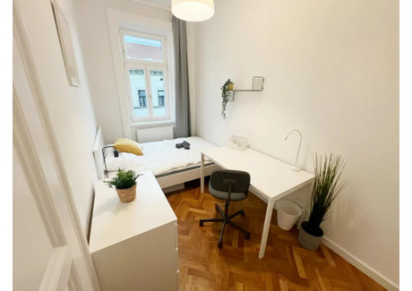 Mieszkanie do wynajęcia - Neustiftgasse Vienna, Austria, 60 m², 618 USD (2477 PLN), NET-95993666