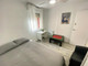 Mieszkanie do wynajęcia - Calle de Arechavaleta Madrid, Hiszpania, 85 m², 319 USD (1286 PLN), NET-96040103