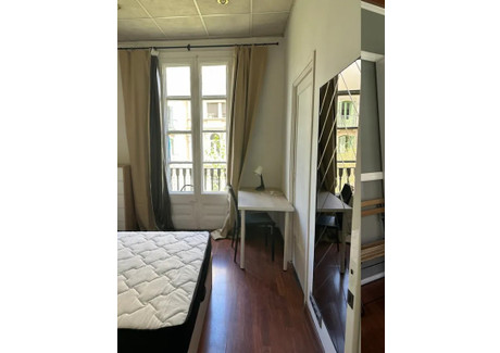 Mieszkanie do wynajęcia - Carrer de Pau Claris Barcelona, Hiszpania, 260 m², 552 USD (2119 PLN), NET-96388794