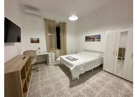 Mieszkanie do wynajęcia - Viale dello Scalo San Lorenzo Rome, Włochy, 110 m², 773 USD (3171 PLN), NET-96637457