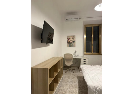 Mieszkanie do wynajęcia - Viale dello Scalo San Lorenzo Rome, Włochy, 110 m², 824 USD (3163 PLN), NET-96665283