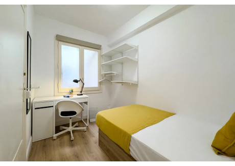 Mieszkanie do wynajęcia - Carrer del Rosselló Barcelona, Hiszpania, 110 m², 743 USD (2964 PLN), NET-96989674