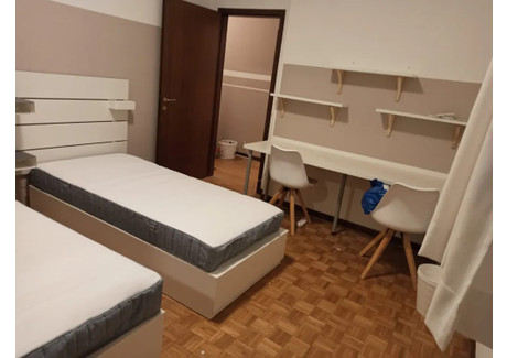 Mieszkanie do wynajęcia - Via Tirana Padova, Włochy, 70 m², 365 USD (1495 PLN), NET-97112211