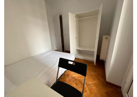 Mieszkanie do wynajęcia - Calle de Grafal Madrid, Hiszpania, 100 m², 618 USD (2565 PLN), NET-97546541