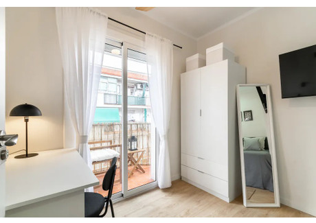 Mieszkanie do wynajęcia - Carrer de Llinars del Vallès Barcelona, Hiszpania, 60 m², 714 USD (2964 PLN), NET-97546836