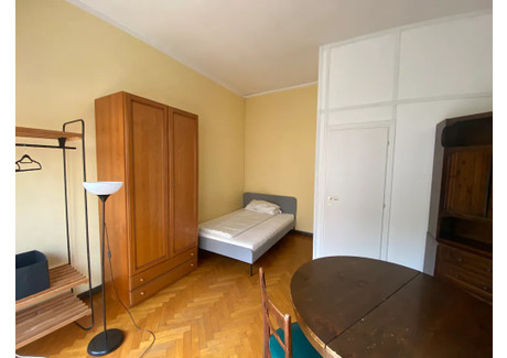 Mieszkanie do wynajęcia - Via Fratelli Ruspoli Rome, Włochy, 200 m², 721 USD (2767 PLN), NET-97841610