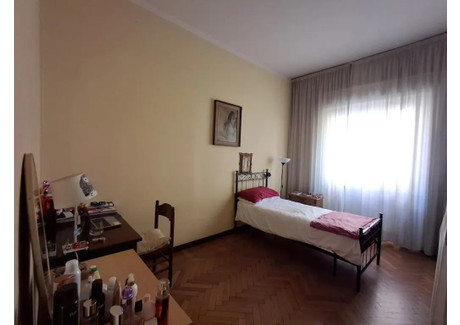 Mieszkanie do wynajęcia - Via Fratelli Ruspoli Rome, Włochy, 200 m², 662 USD (2541 PLN), NET-98392014