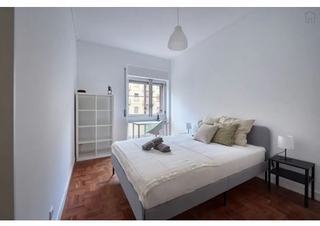 Mieszkanie do wynajęcia - Avenida Miguel Bombarda Lisbon, Portugalia, 100 m², 677 USD (2770 PLN), NET-99251540